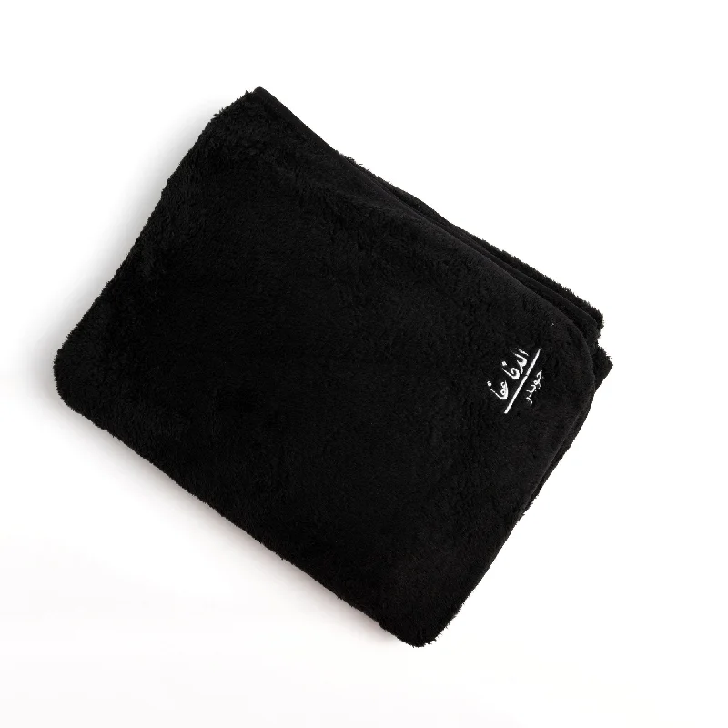 Black | El Dafa 3afa Blankets