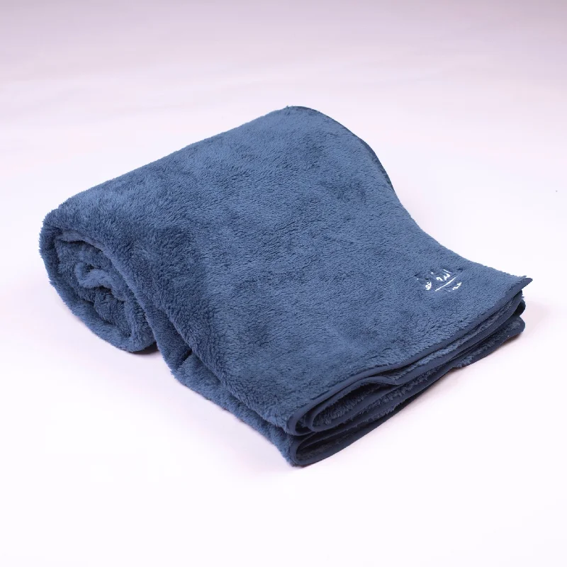 Navy Blue | El Dafa 3afa Blankets