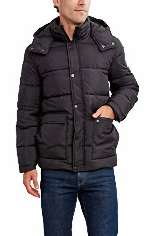 Men'S Halifax Water And Wind Resistant Hooded Puffer Jacket in Solid Black