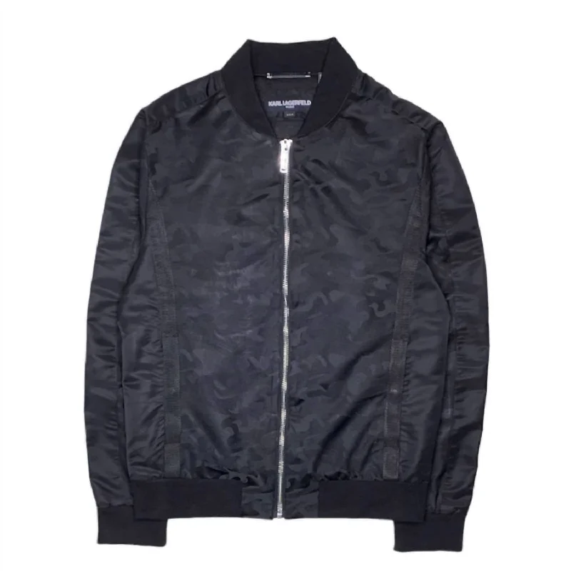 Men's Zip-Up Jacket In Black Camo