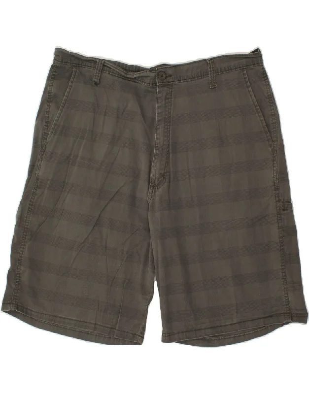 WRANGLER Mens Cargo Shorts W38 XL Grey Check Cotton